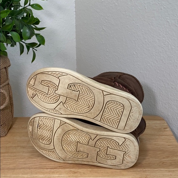 UGG Brown Rye Short Zip Up Boots - Picture 6 of 9